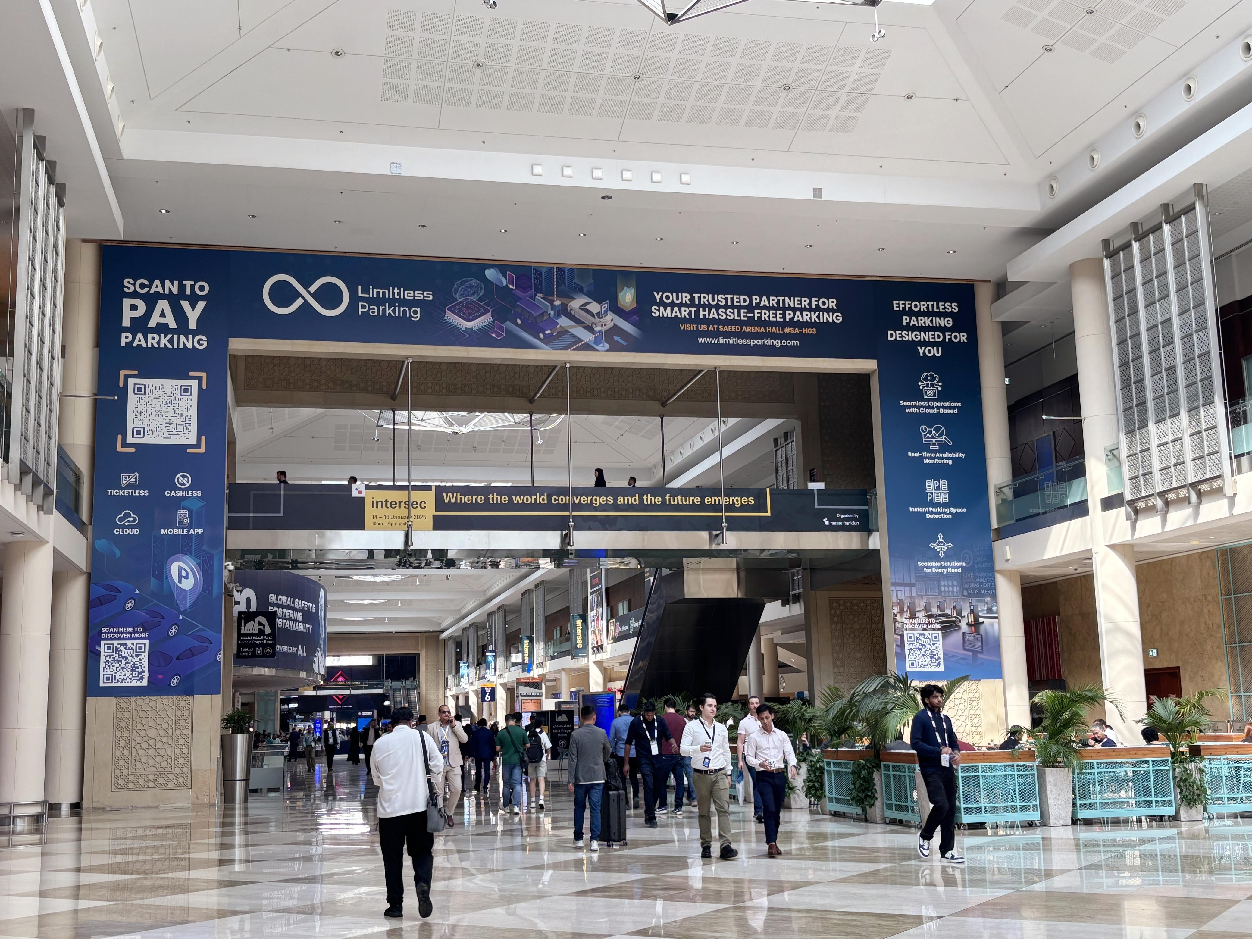 迪拜酒店展.jpg 迪拜酒店展.jpg